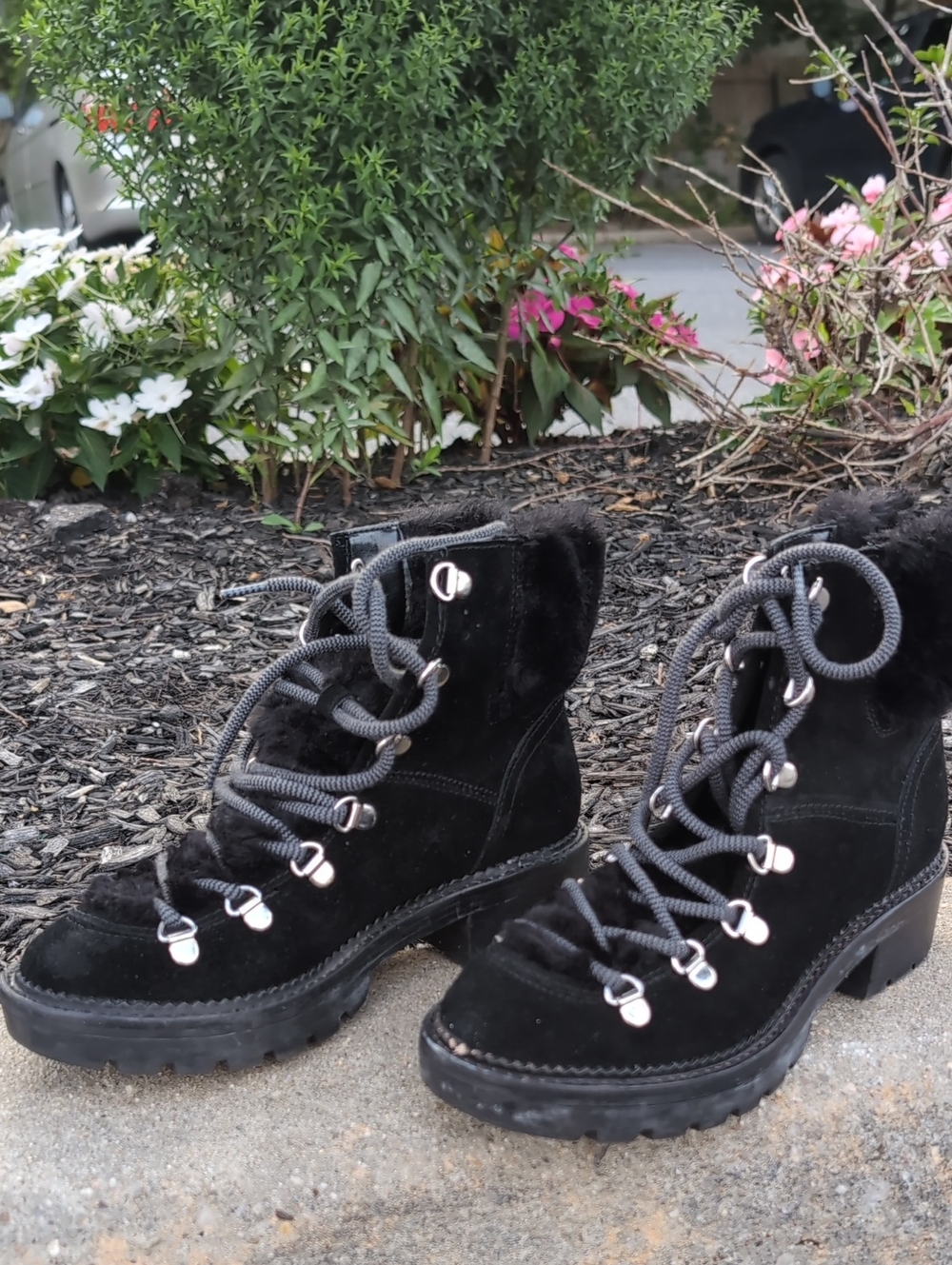 Marc Fisher Black Capell suede Lace Up Lug Sole hiker boots, 6